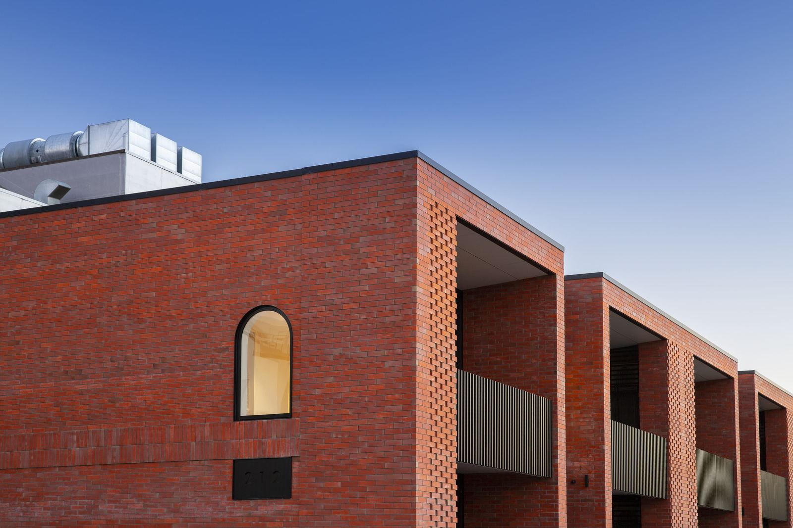 Ōtākaro East Frame Housing, 212 Cashel – Christchurch medium-density housing with brick detailing by AW Architects – image 4