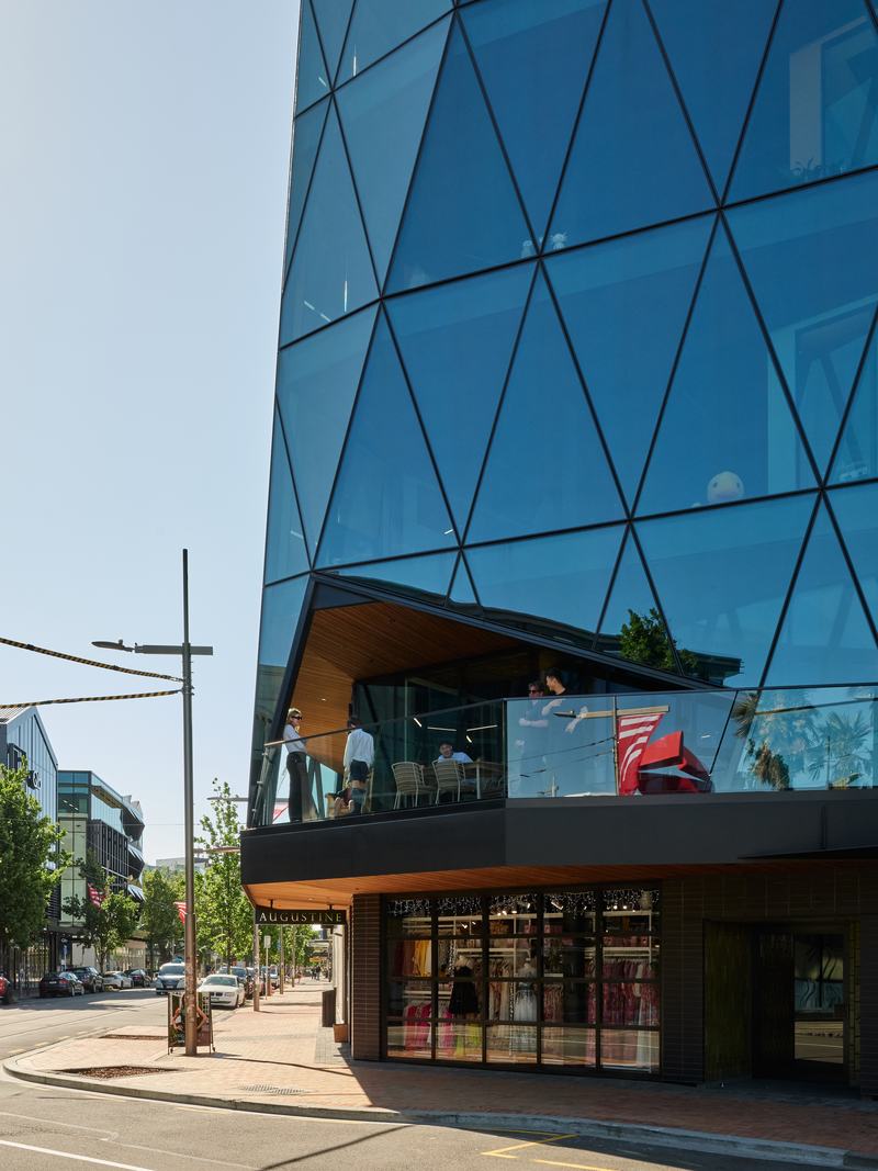 200 High Street, Ōtautahi Christchurch – seven-level mixed-use building with folding glazed façade by AW Architects – image 5